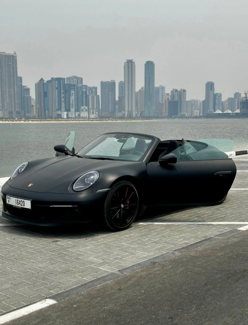Porsche 911 Carrera S Black 2024 - undefined