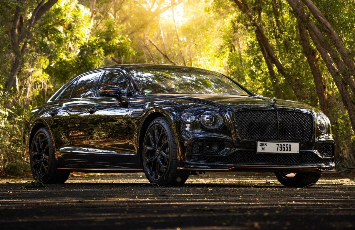 Bentley Continental 2021 - Luxury Car - Image NaN