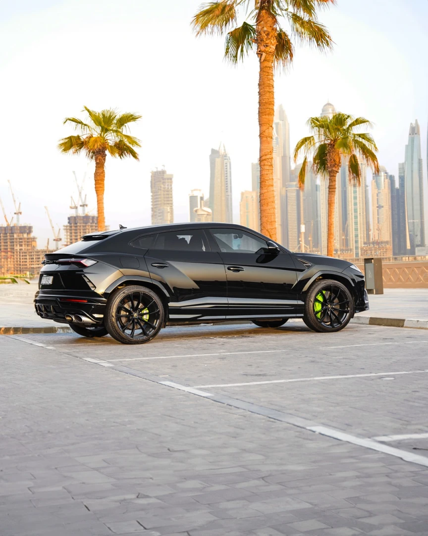 Lamborghini 2022 - SUV thumbnail NaN