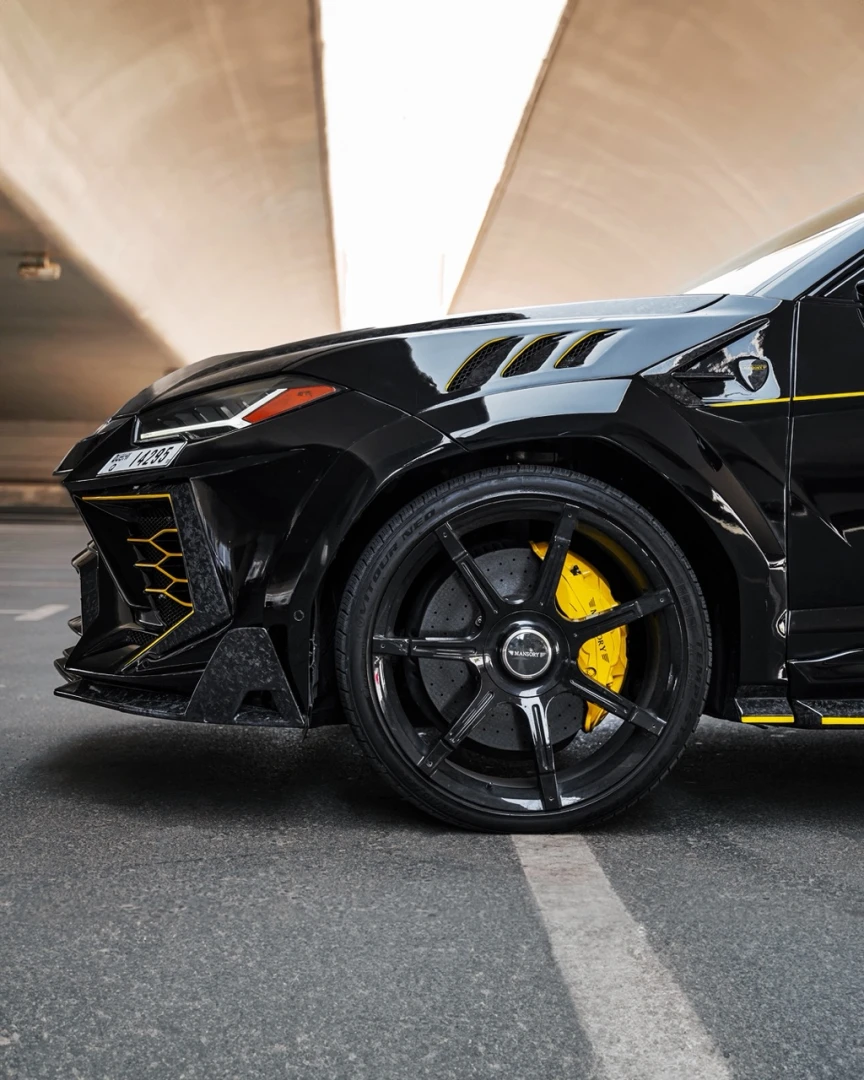 Lamborghini 2021 - Sports Car thumbnail NaN